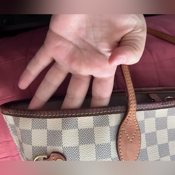 Louis Vuitton Neverfull MM - Picture 3 of 16